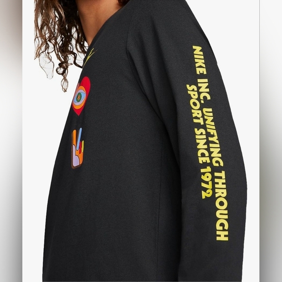 Nike Men's Long Sleeve Athletic Tees -Size XXL - Picture 3 of 12